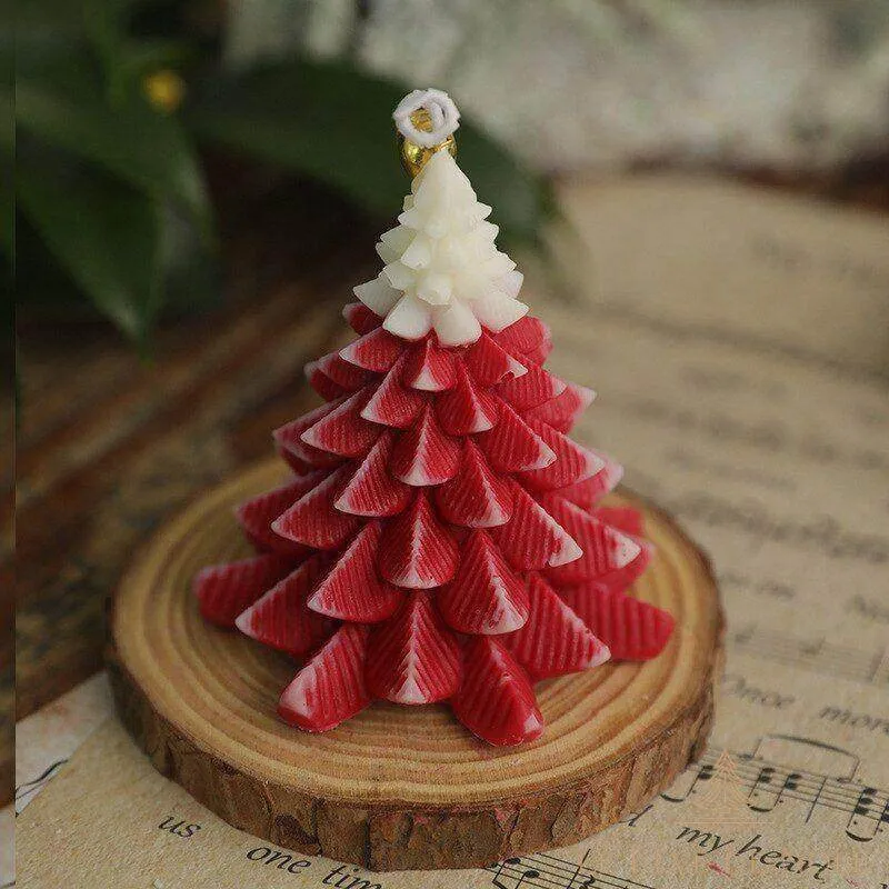 Bougie sapin de Noël en cire de paraffine naturelle : rouge et blanc
