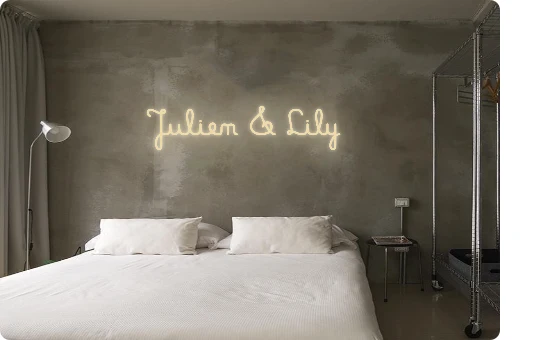 Custom text: Julien & Lily