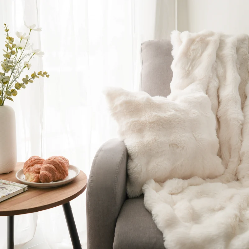 Jeté & coussin - Embossé blanc