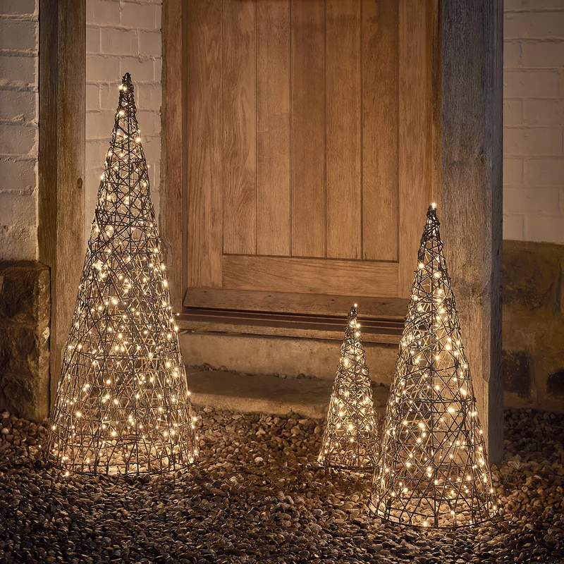 3 Cônes Lumineux en Rotin Studley