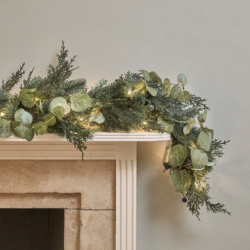 Guirlande de Noël Pré-éclairée de 2 m avec Baies Givrées et Pommes de Pins
