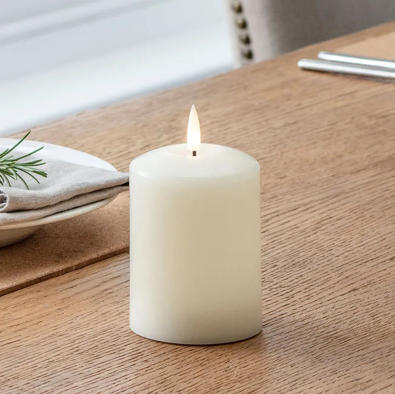 Bougie Pilier TruGlow® à LED de 10cm avec Télécommande