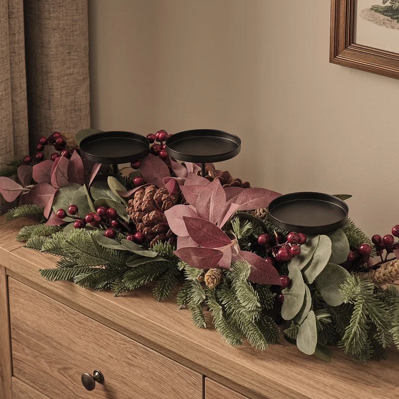 Composition Centre de Table Ambiance Festive avec Trio de Porte-Bougies
