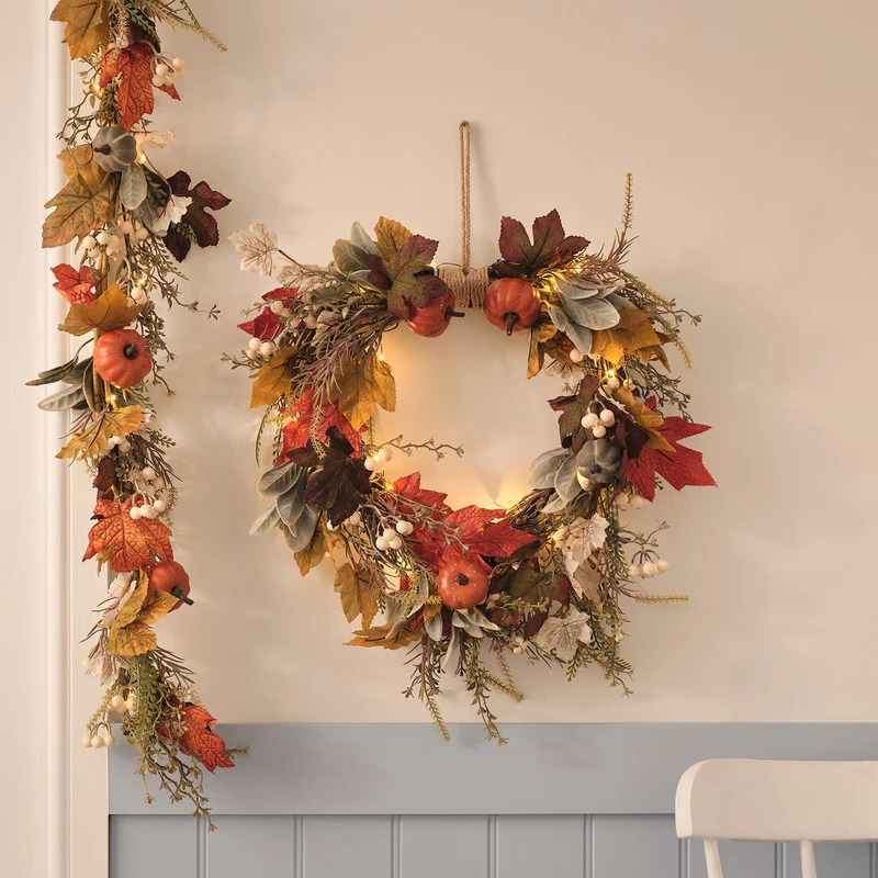 Lot de Couronne et Guirlande d’Automne Pré-éclairées Jardin de Citrouilles