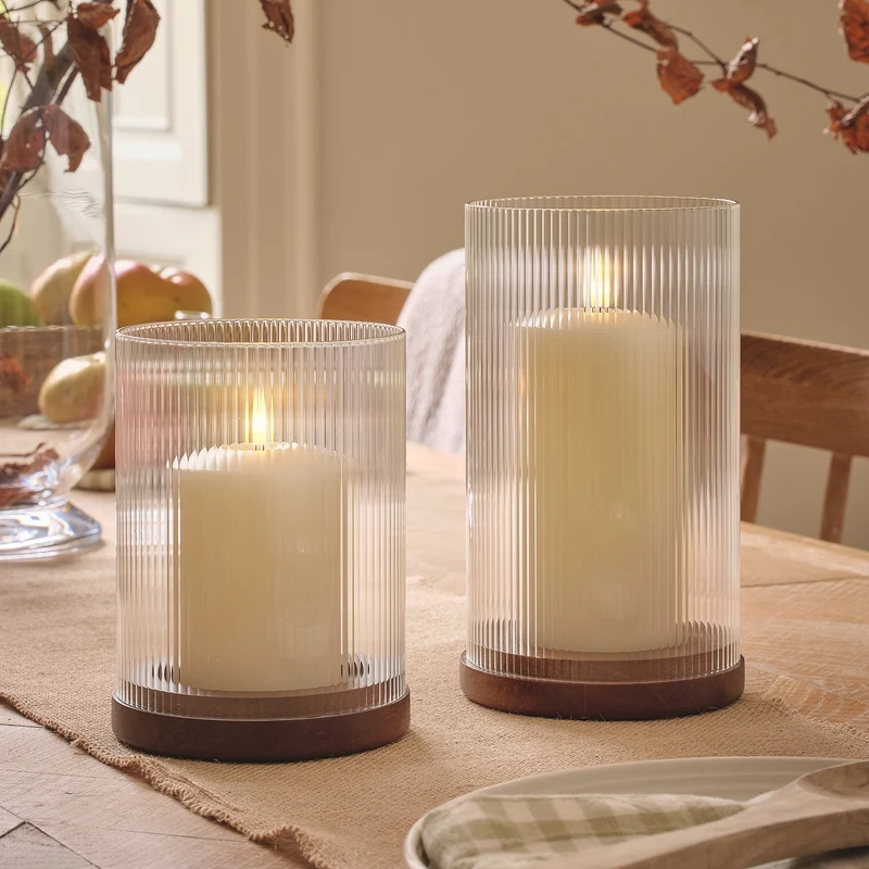Lot de Photophores Hurricane en Verre Rainuré avec Bougies LED TruGlow® et Télécommandes
