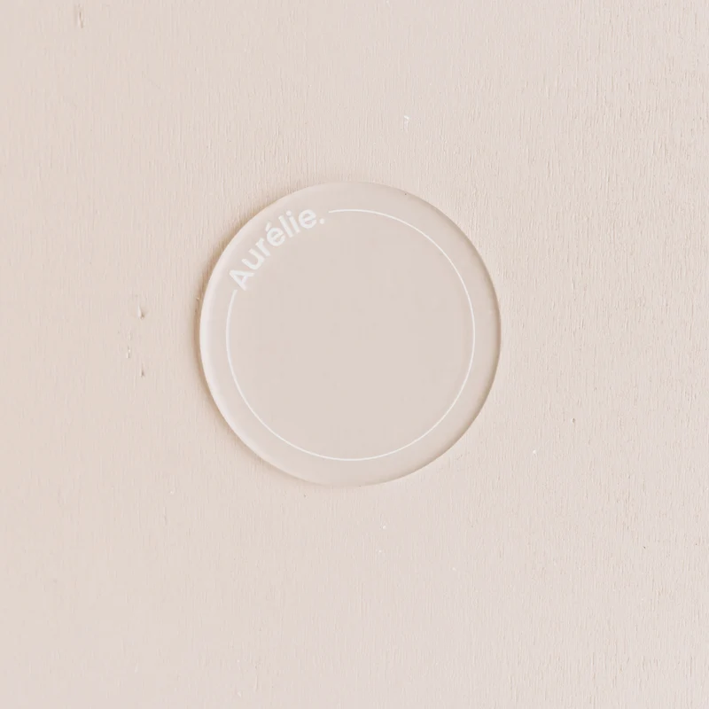 Marque-place "Dot" plexi givré