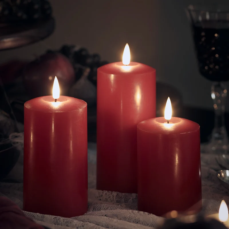 Lot de 3 Bougies Piliers TruGlow® Rouges à LED
