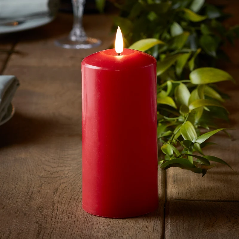 Bougie Pilier TruGlow® Rouge de 15cm