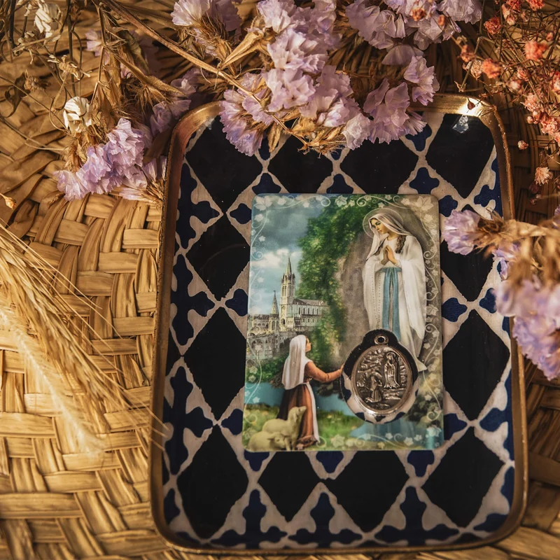 Carte médaille - Notre-Dame de Lourdes