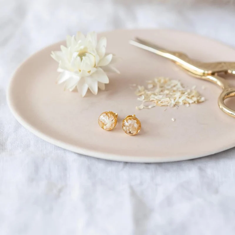 Kit DIY petites boucles d'oreilles blanches