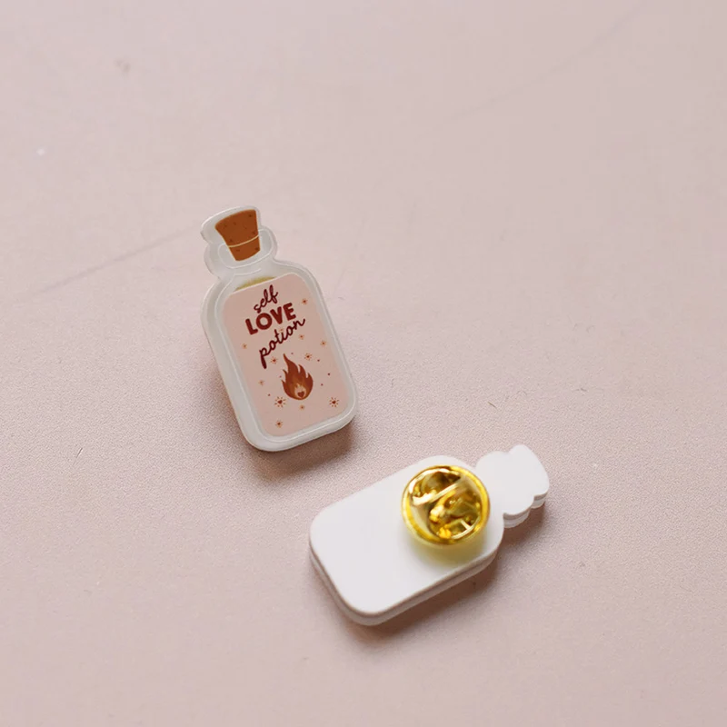 Pin's saint valentin “love potion"/"self love potion"