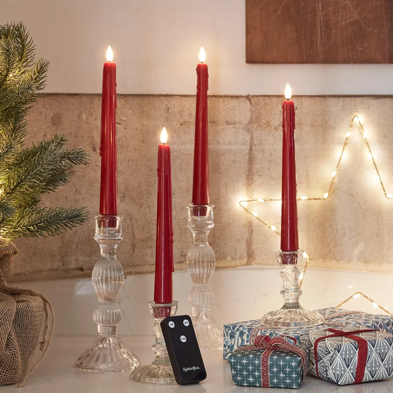 Lot de 4 Chandelles TruGlow® en Cire Rouge Coulante avec Télécommande