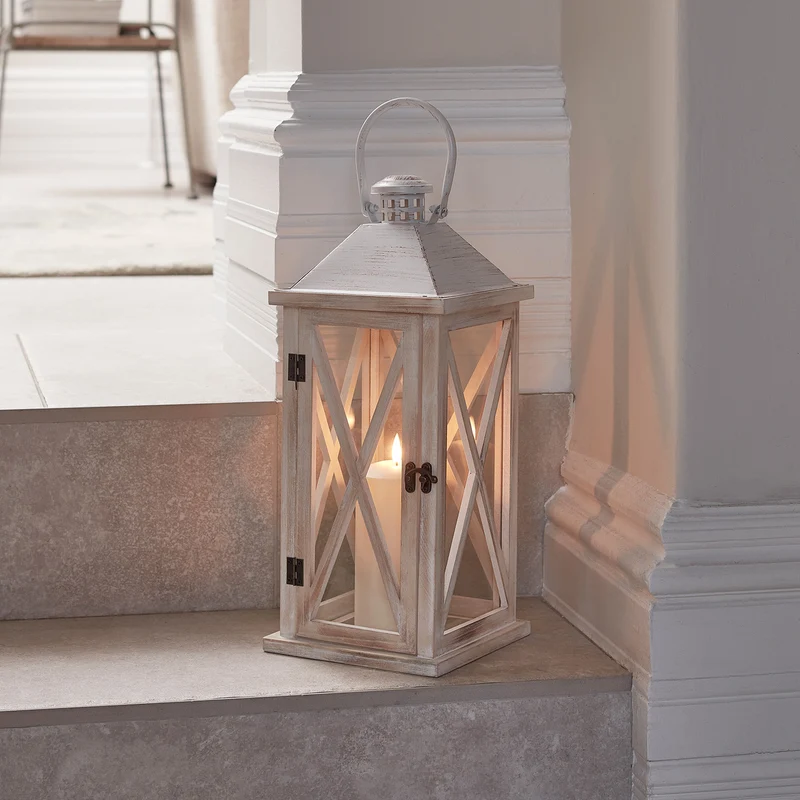 Lanterne Folkestone en Bois avec Bougie TruGlow®