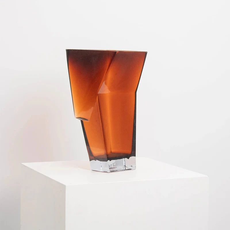 Vase Sculptural en Verre