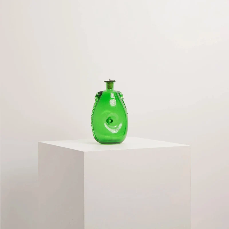 Carafe Ancienne en Verre Soufflé Vert