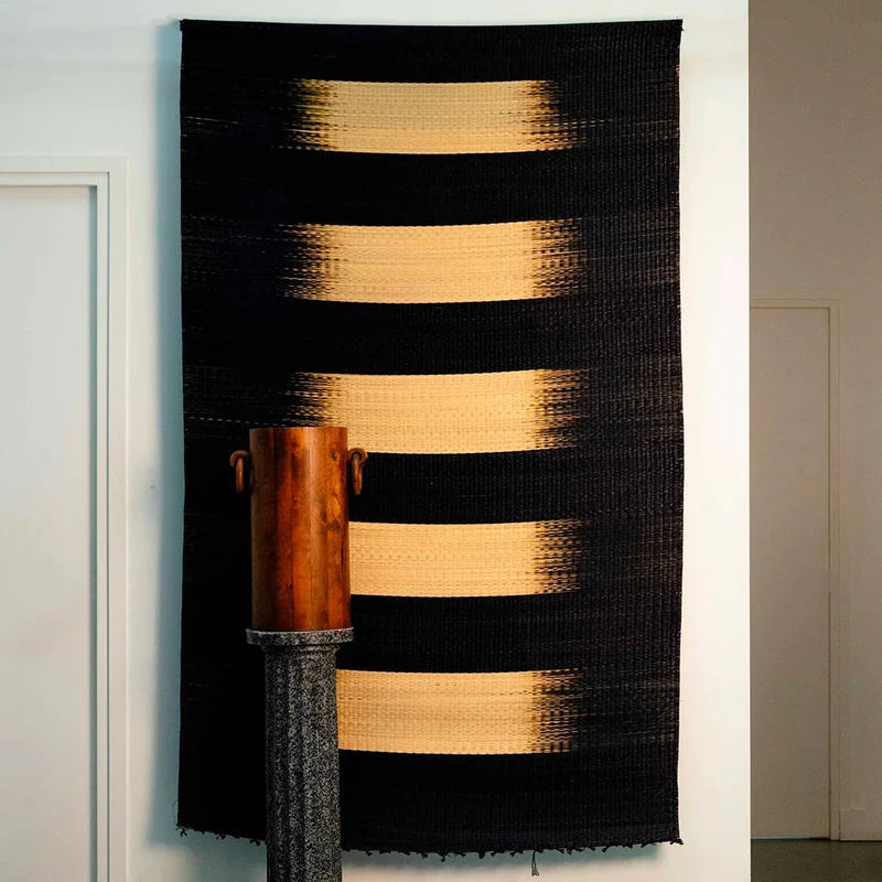 Grande Natte Tressée Bandes Noires