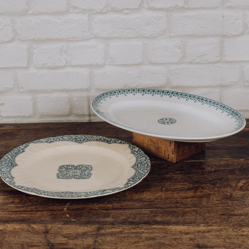 Plat en porcelaine