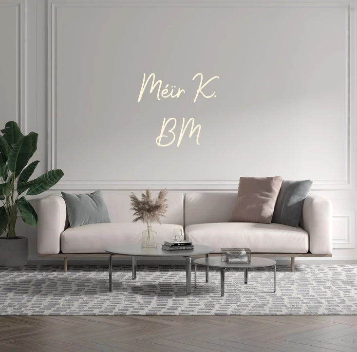Custom text: Méïr K. BM