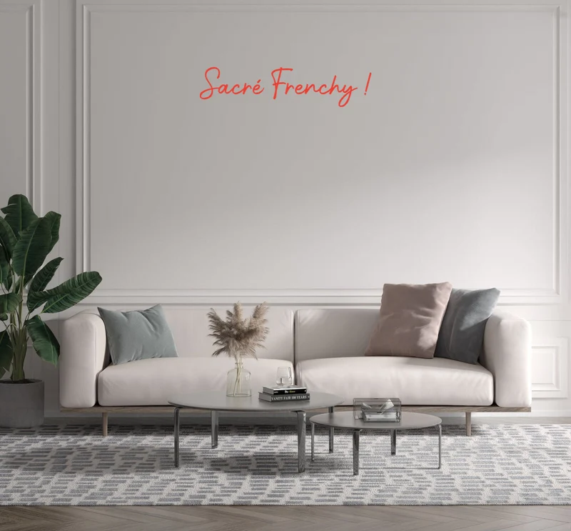 Custom text: Sacré Frenchy !