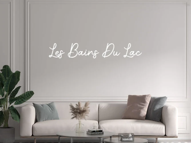 Custom text: Les Bains Du Lac